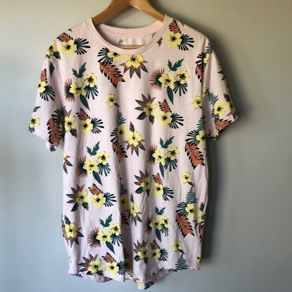 OVERSIZED tropical flower t-shirt SZ L